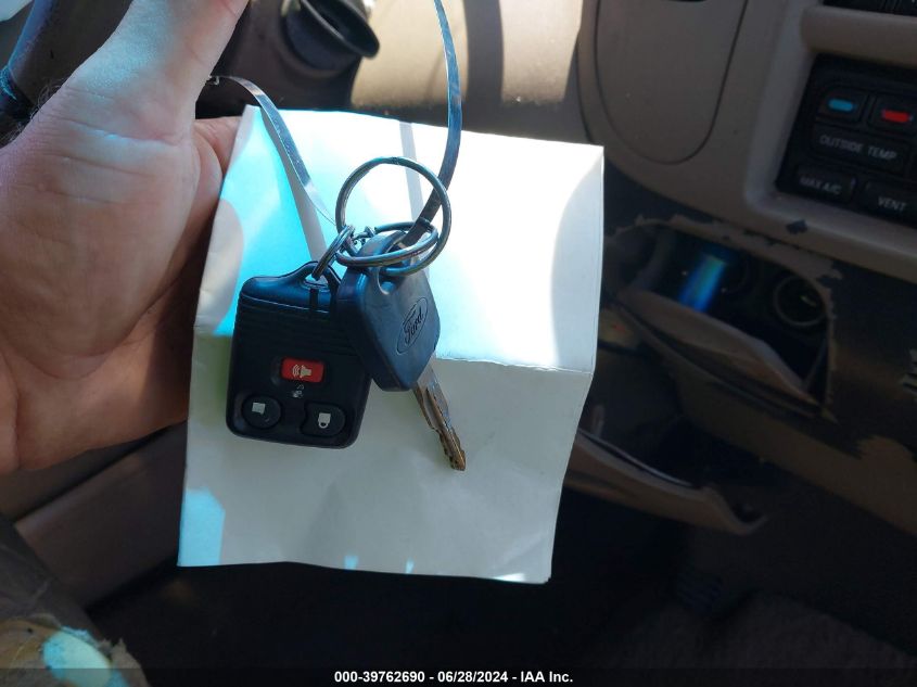 2002 Ford F150 Supercrew VIN: 1FTRW07L32KD86944 Lot: 39762690