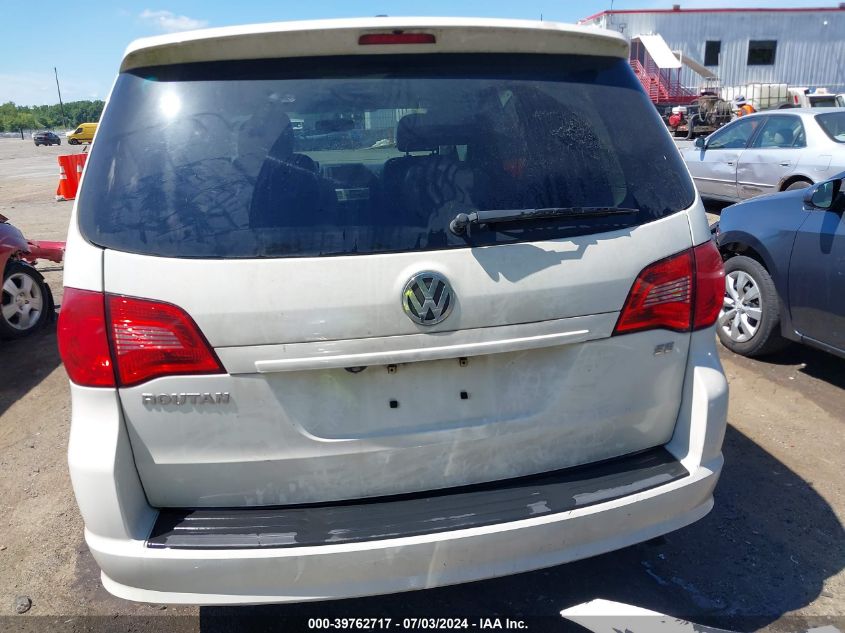 2010 Volkswagen Routan Se VIN: 2V4RW3D14AR325175 Lot: 39762717