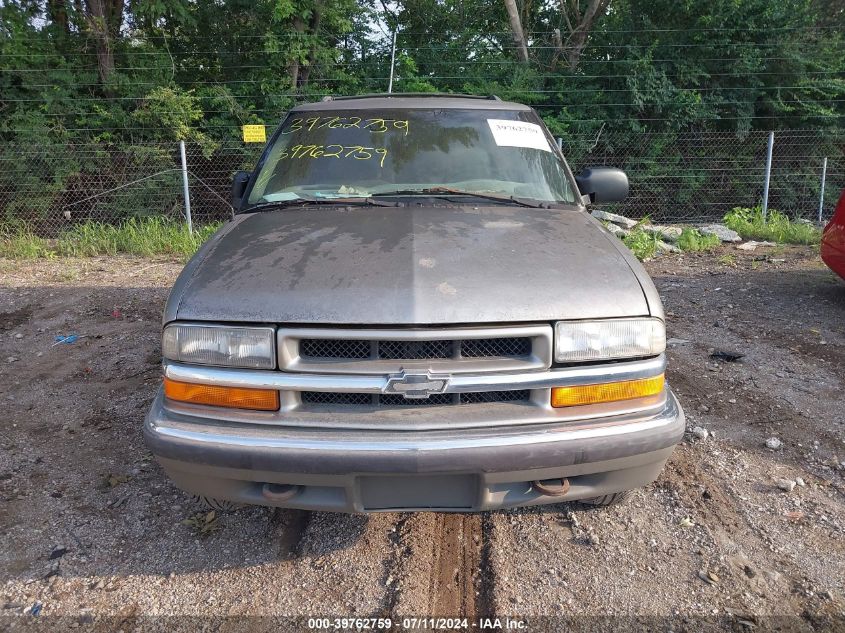 2000 Chevrolet Blazer Lt VIN: 1GNDT13W2Y2282227 Lot: 39762759