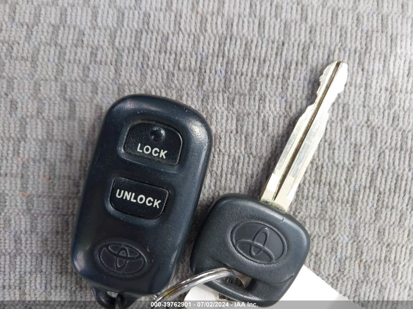 2004 Toyota Corolla Le VIN: 2T1BR32E64C186048 Lot: 39762901