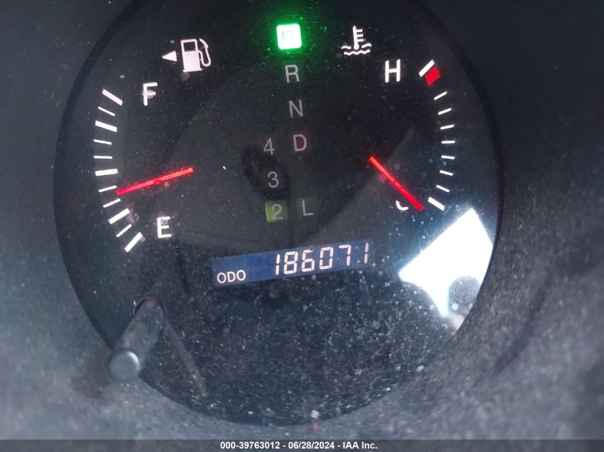 2004 Lexus Es 330 VIN: JTHBA30G940015007 Lot: 39763012