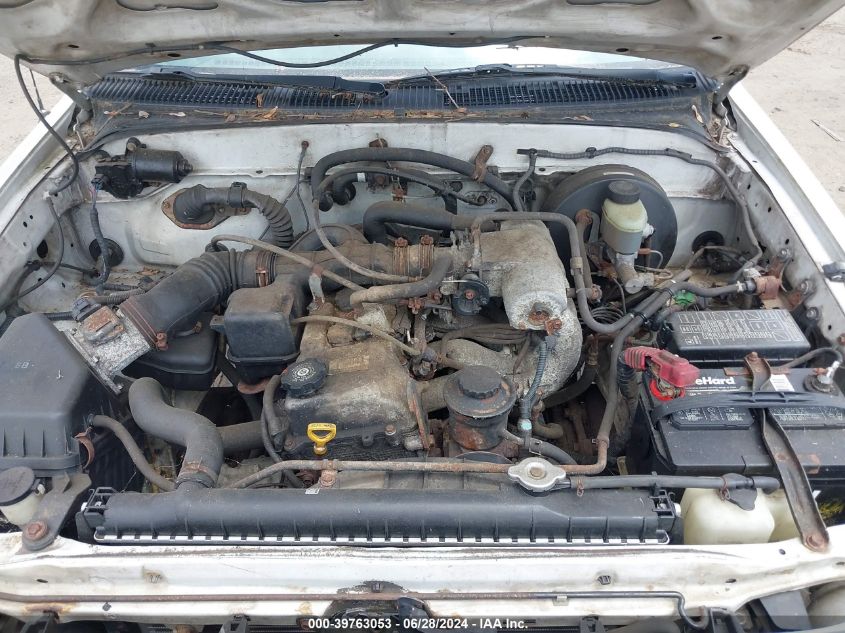 2002 Toyota Tacoma VIN: 5TENL42N12Z131597 Lot: 39763053