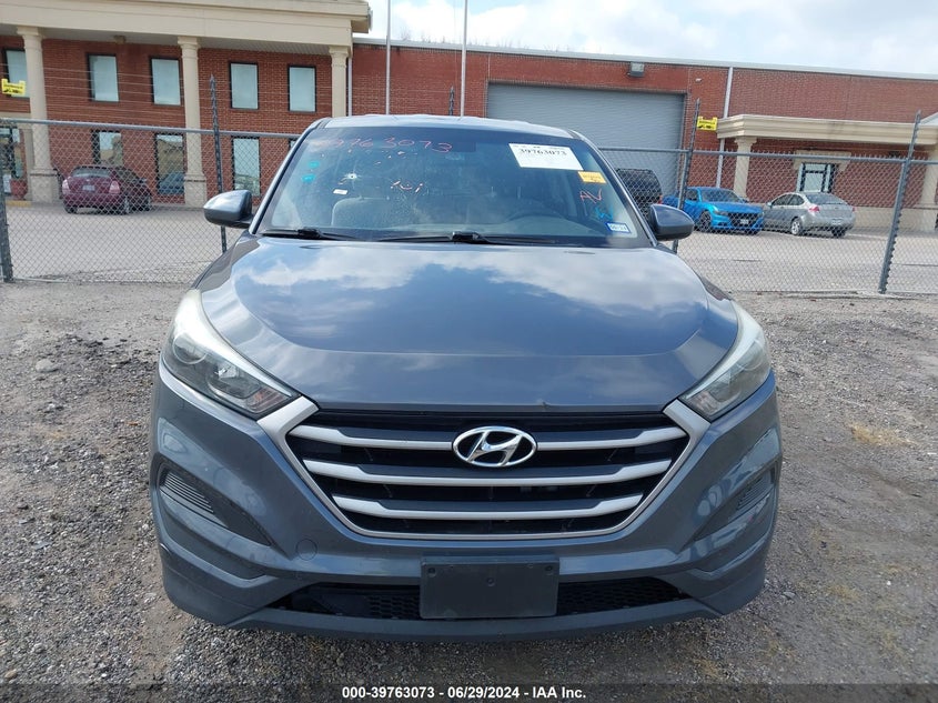 2018 HYUNDAI TUCSON SE - KM8J23A48JU658401