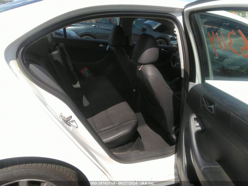 3VWDZ7AJ0BM384253 | 2011 VOLKSWAGEN JETTA