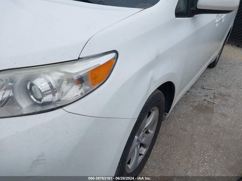 2011 Toyota Sienna Le V6 VIN: 5TDKK3DC0BS065133 Lot: 39763161