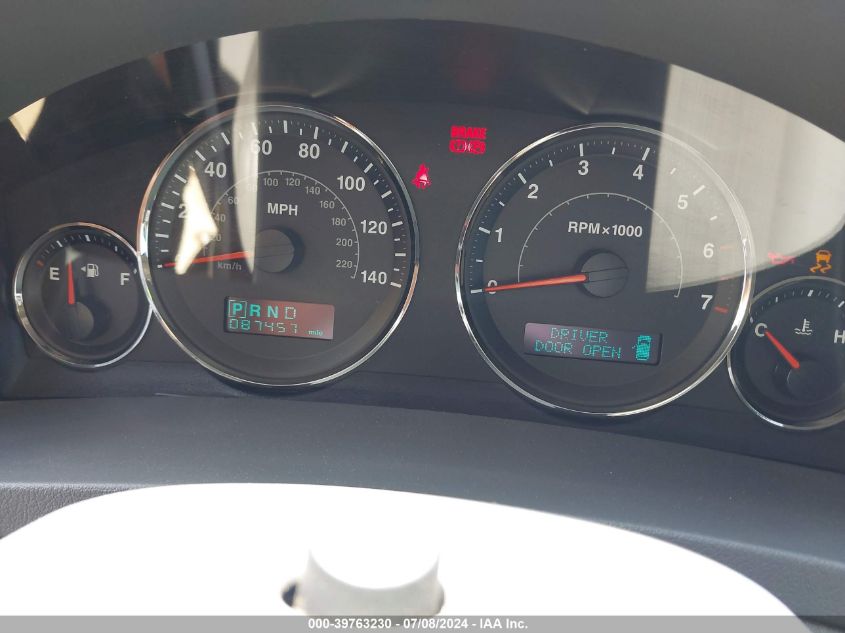 2005 Jeep Grand Cherokee Limited VIN: 1J8HR58N55C676528 Lot: 39763230