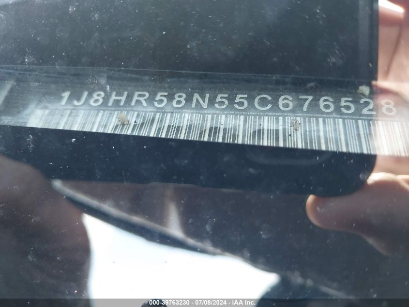 2005 Jeep Grand Cherokee Limited VIN: 1J8HR58N55C676528 Lot: 39763230