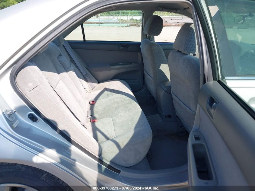 2003 Toyota Camry Le VIN: 4T1BE32K63U682918 Lot: 39763271