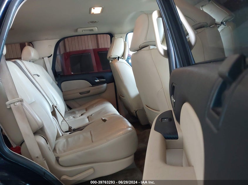 2007 Chevrolet Tahoe C1500 VIN: 1GNFC13J67R297977 Lot: 39763293