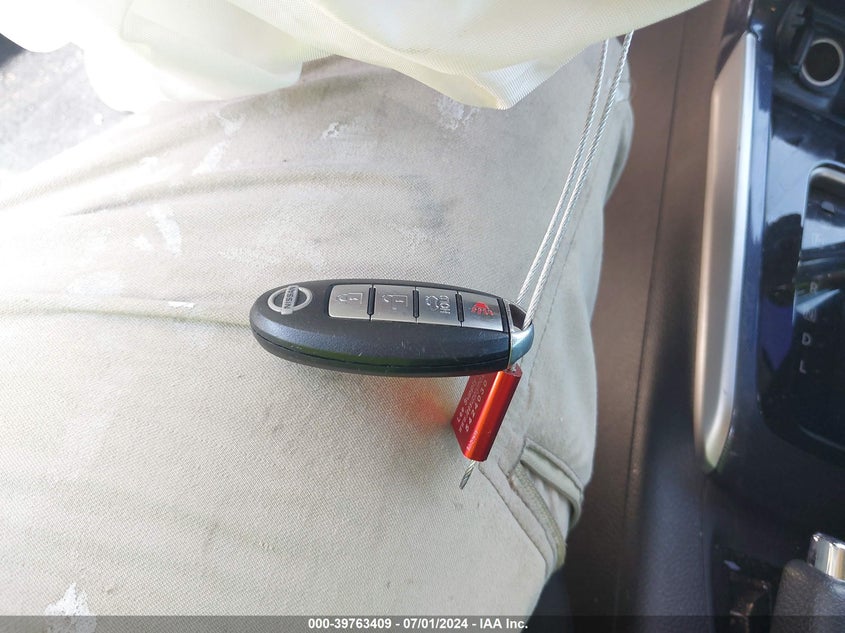 2017 Nissan Sentra Sr VIN: 3N1AB7APXHY213769 Lot: 39763409