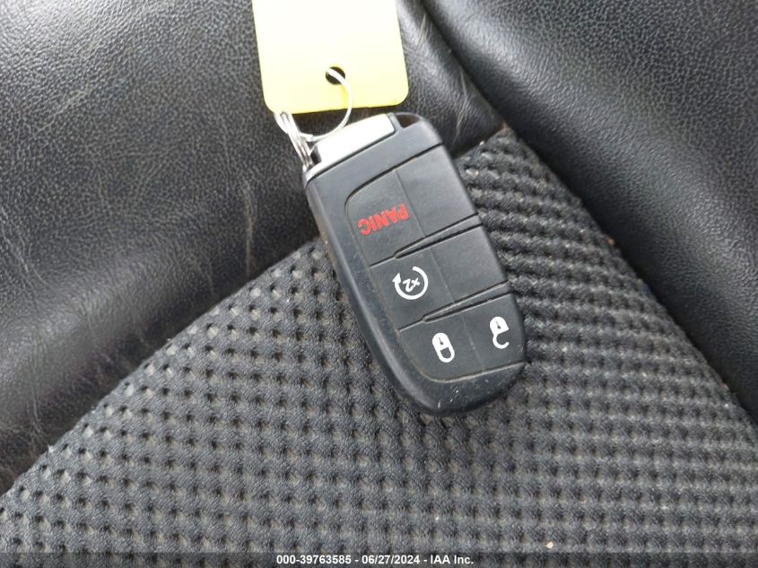 2018 Dodge Journey Crossroad VIN: 3C4PDCGB9JT277536 Lot: 39763585