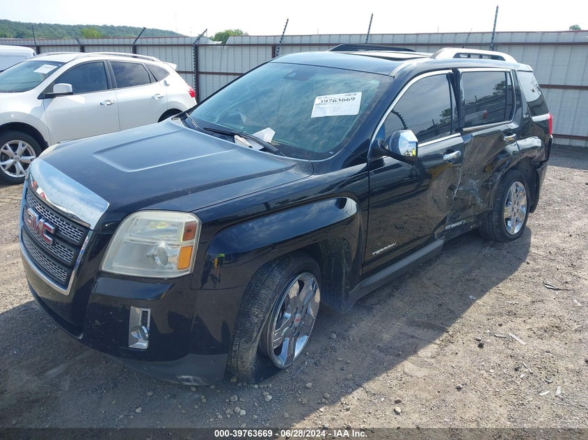 2013 GMC TERRAIN SLT - 2GKFLXE32D6120803