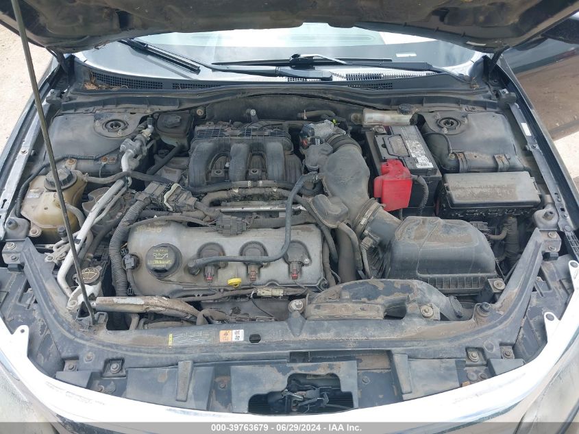 2011 Ford Fusion Sport VIN: 3FAHP0KC7BR302416 Lot: 39763679