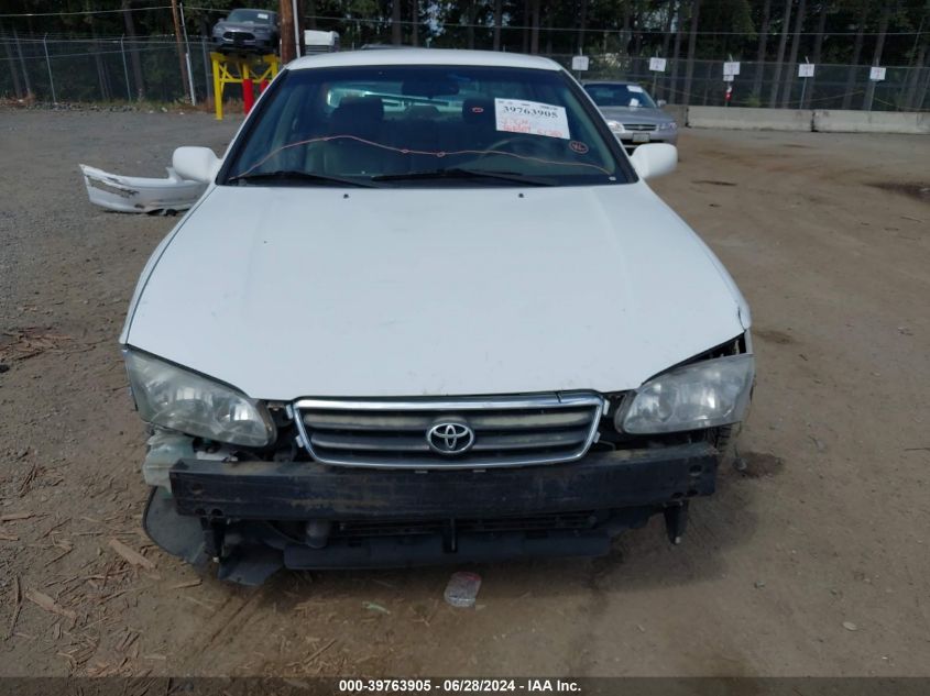 2000 Toyota Camry Ce VIN: 4T1BG22K7YU929777 Lot: 39763905