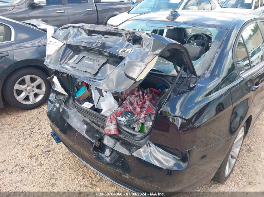 2011 BMW 328 Xi VIN: WBAPK7C57BA819932 Lot: 39764060