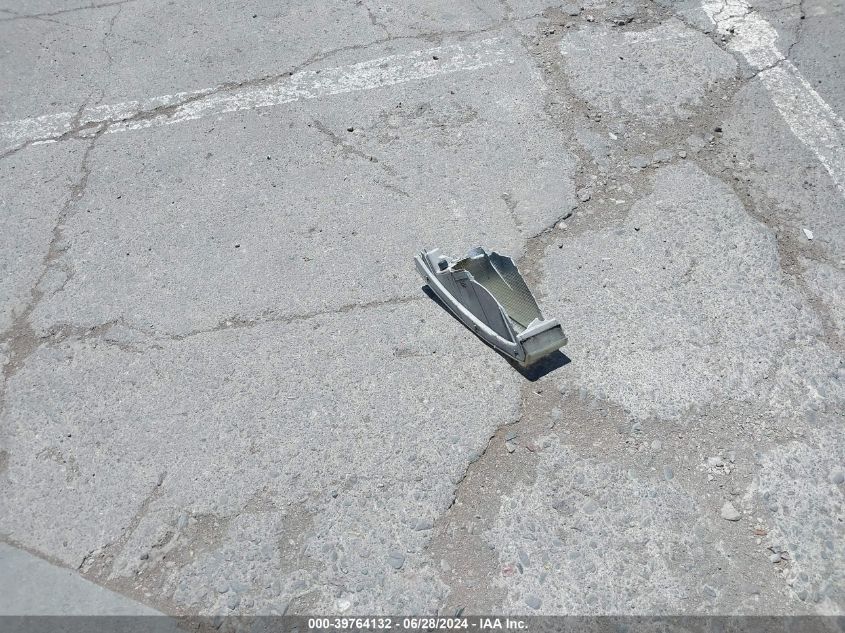 2004 Toyota Avalon Xls VIN: 4T1BF28B74U343729 Lot: 39764132