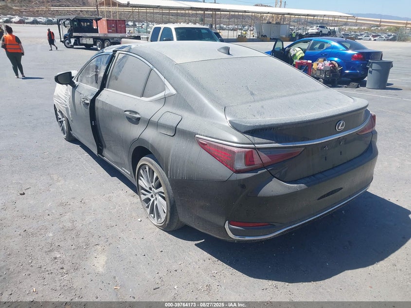 Vin: 58ada1c12nu015676, lot: 40250855, lexus es 300h 20223
