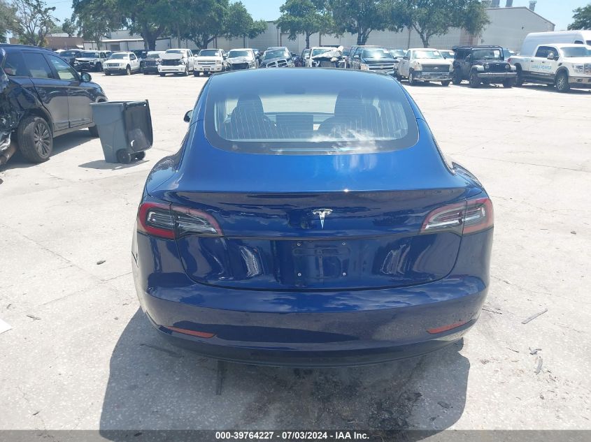 2018 Tesla Model 3 Long Range/Mid Range VIN: 5YJ3E1EA4JF027713 Lot: 39764227