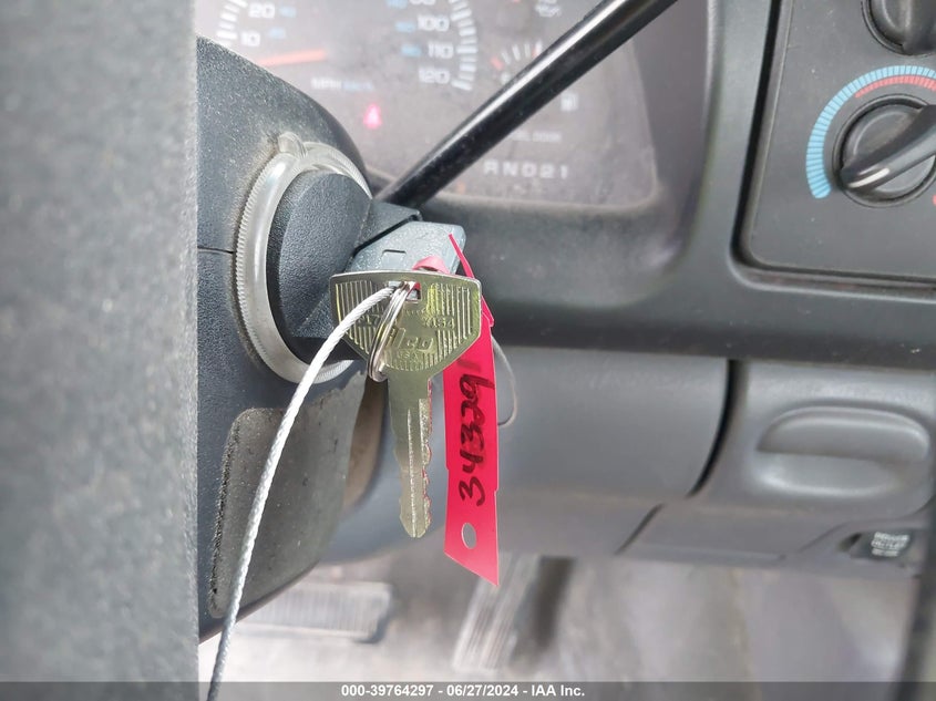 2001 Dodge Ram 2500 St VIN: 3B7KF26Z21M267566 Lot: 39764297