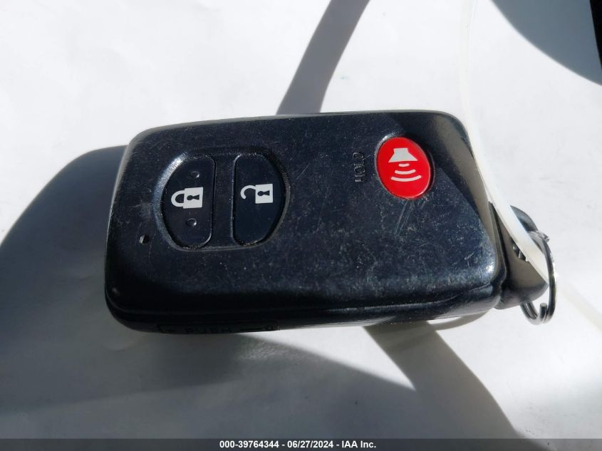 2011 Toyota Prius Two VIN: JTDKN3DU1B5247283 Lot: 39764344