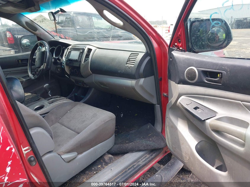 2014 TOYOTA TACOMA BASE V6 - 3TMLU4EN1EM139751