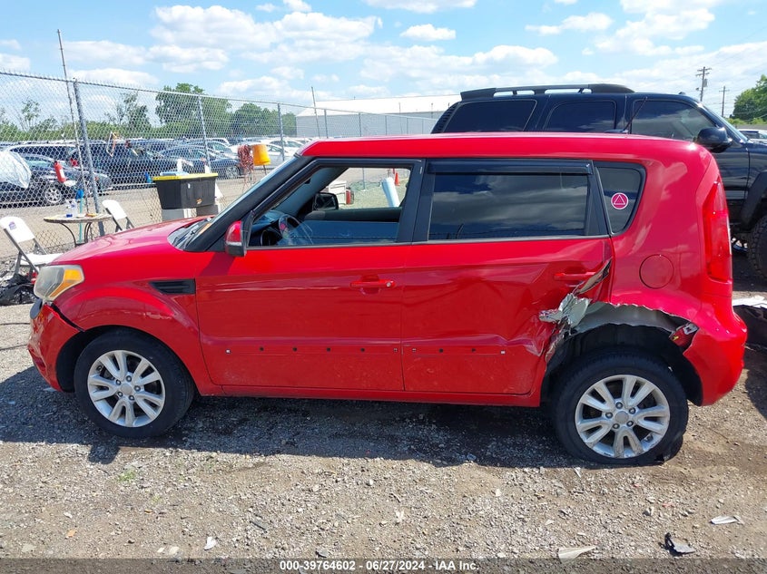 2013 Kia Soul + VIN: KNDJT2A62D7559492 Lot: 39764602