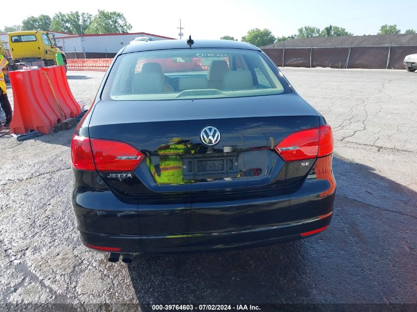 2014 Volkswagen Jetta 1.8T Se VIN: 3VWD17AJ2EM425882 Lot: 39764603