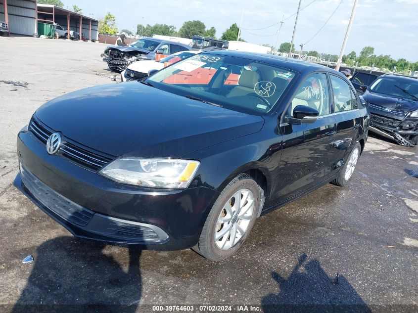 3VWD17AJ2EM425882 2014 Volkswagen Jetta 1.8T Se