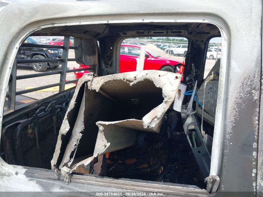 2014 GMC Sierra 2500Hd Sle VIN: 1GT120C8XEF134115 Lot: 39764631