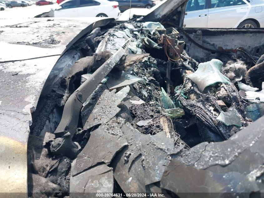 2014 GMC Sierra 2500Hd Sle VIN: 1GT120C8XEF134115 Lot: 39764631