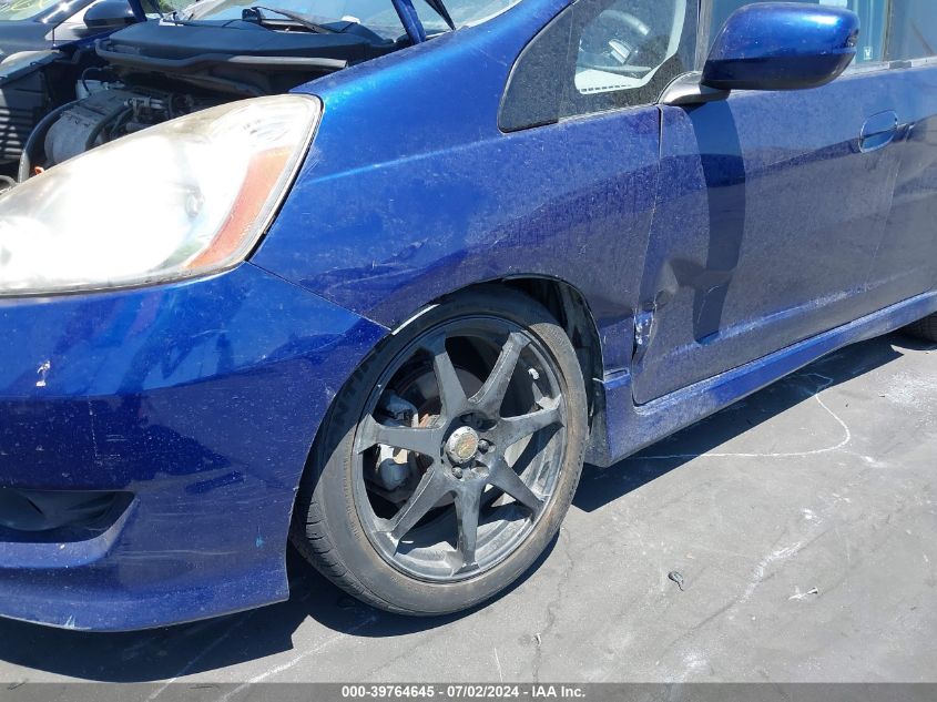 2011 Honda Fit Sport VIN: JHMGE8H5XBC004006 Lot: 39764645