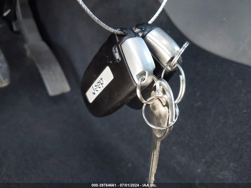 2019 Jeep Grand Cherokee Laredo E 4X4 VIN: 1C4RJFAG5KC648180 Lot: 39764661