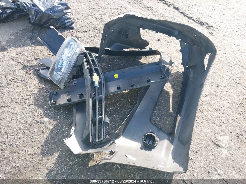 2015 Chevrolet Camaro Ls VIN: 2G1FB1E30F9131353 Lot: 39764712