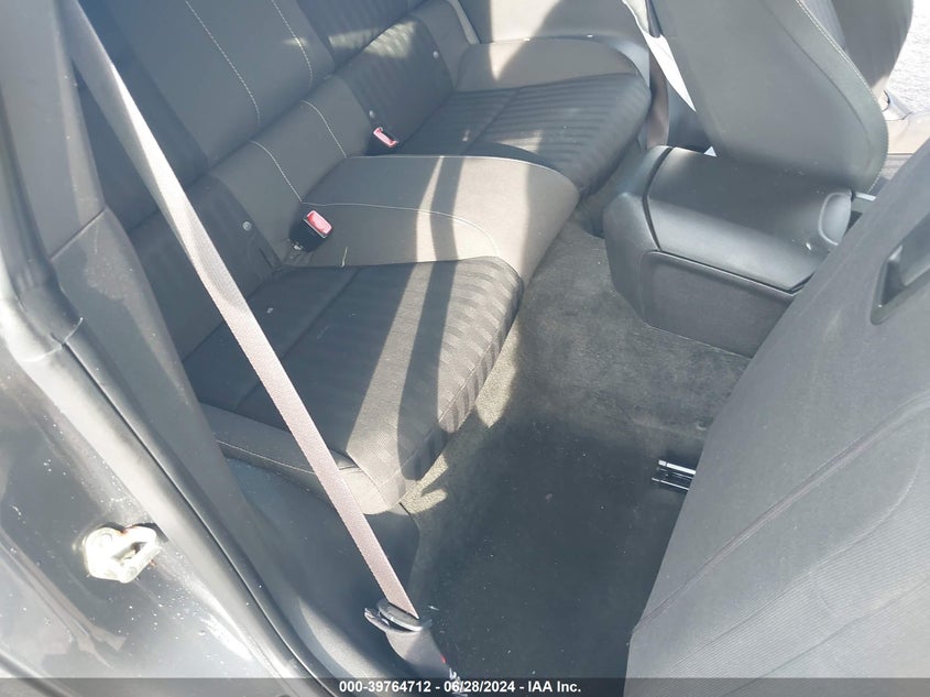 2015 Chevrolet Camaro Ls VIN: 2G1FB1E30F9131353 Lot: 39764712