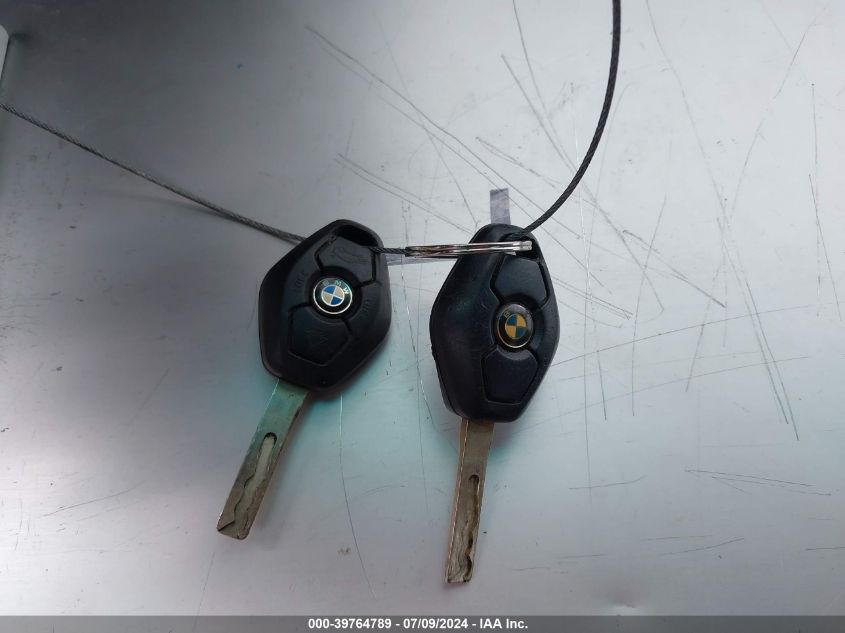 2004 BMW 330 Ci VIN: WBABD53454PL15136 Lot: 39764789