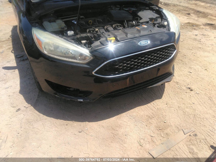 2015 Ford Focus Se VIN: 1FADP3K21FL250678 Lot: 39764792