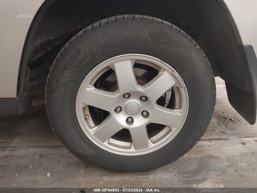 2010 Jeep Grand Cherokee Laredo VIN: 1J4PR4GK5AC127484 Lot: 39764853