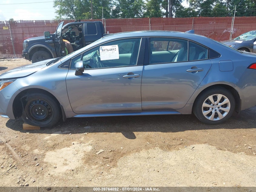 2021 TOYOTA COROLLA LE - 5YFEPMAE5MP176718