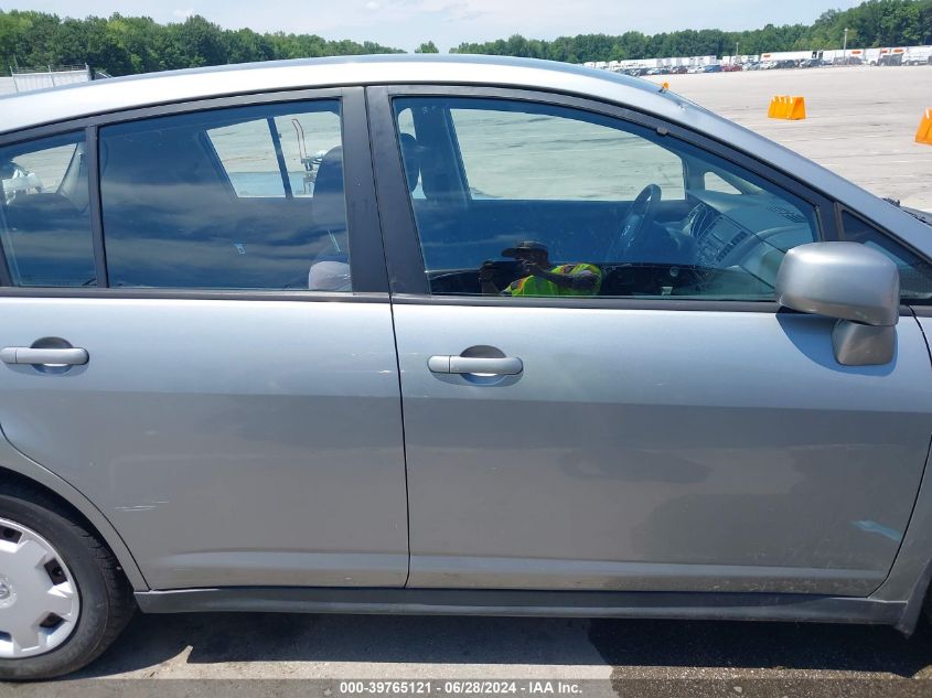 2009 Nissan Versa 1.8S VIN: 3N1BC13E19L459165 Lot: 39765121
