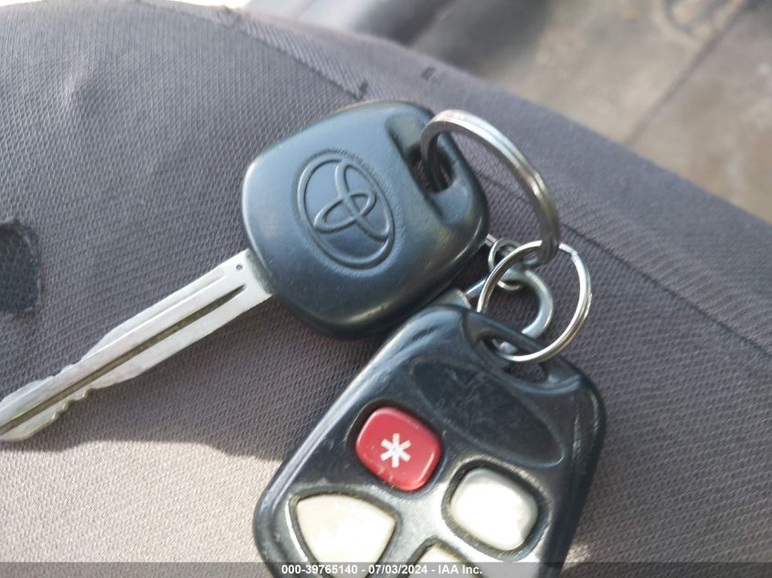 2005 Toyota Corolla S VIN: 2T1BR32E15C379774 Lot: 39765140