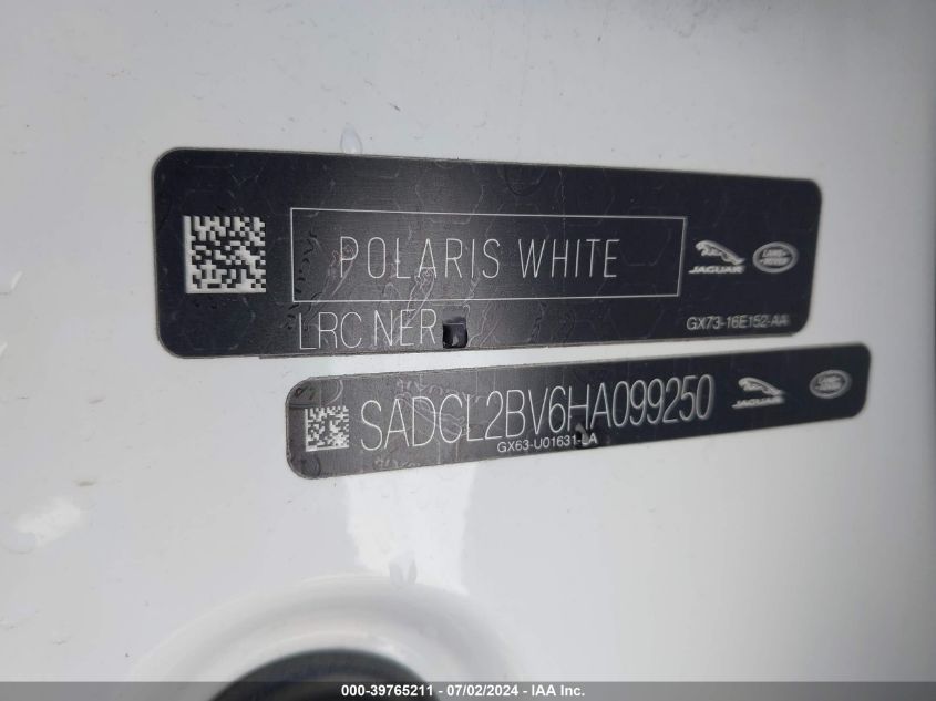 2017 Jaguar F-Pace 35T R-Sport VIN: SADCL2BV6HA099250 Lot: 39765211