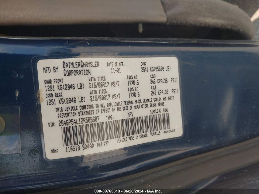 2002 Dodge Grand Caravan Es VIN: 2B4GP54L12R585687 Lot: 39765313