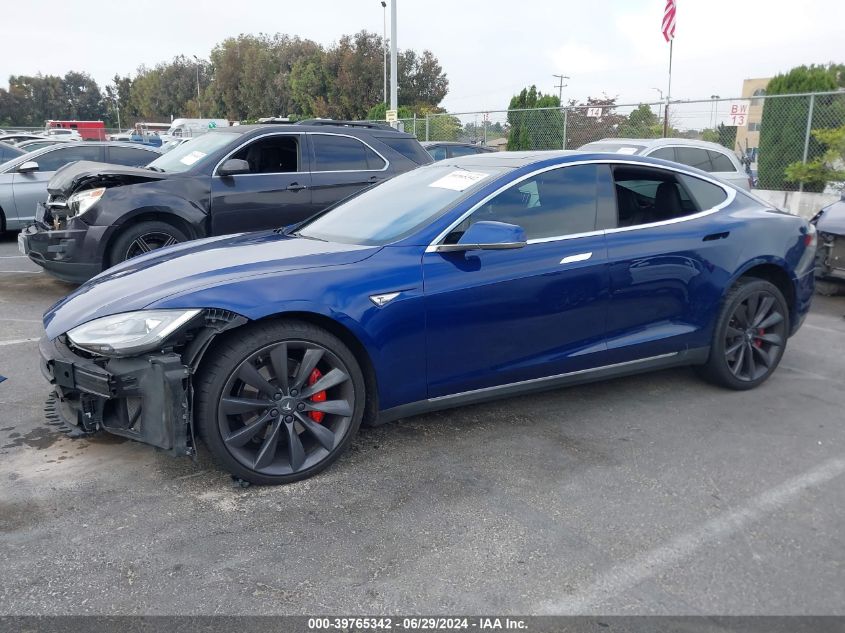 2015 Tesla Model S 85D/P85D VIN: 5YJSA1E48FF106682 Lot: 39765342