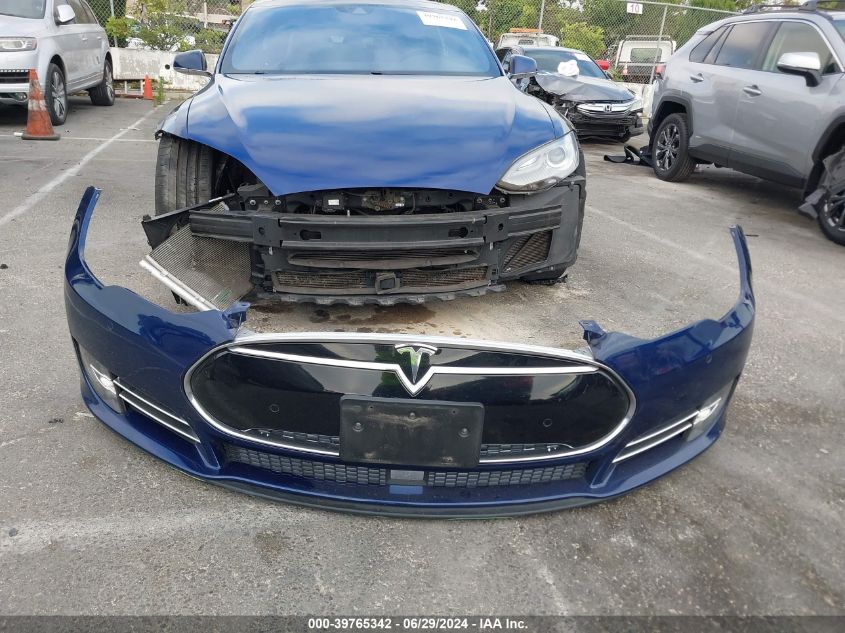 2015 Tesla Model S 85D/P85D VIN: 5YJSA1E48FF106682 Lot: 39765342