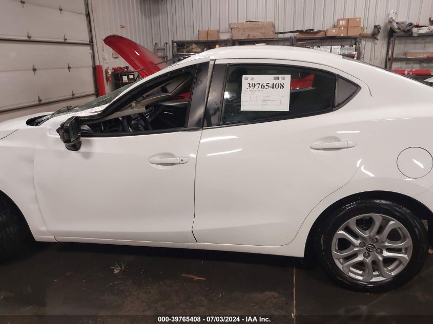 2016 Scion Ia VIN: 3MYDLBZV3GY102803 Lot: 39765408