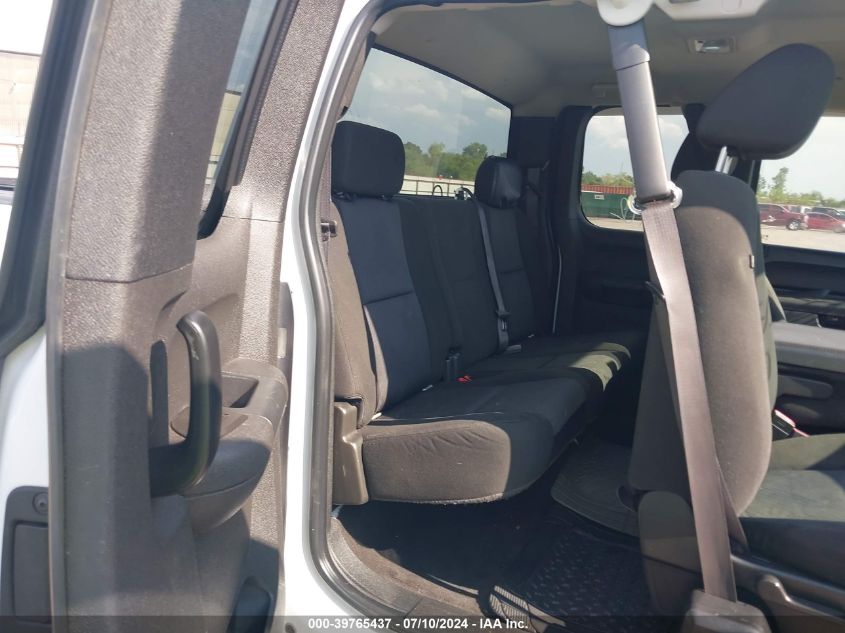 2011 Chevrolet Silverado 1500 Lt VIN: 1GCRKSE32BZ141702 Lot: 39765437