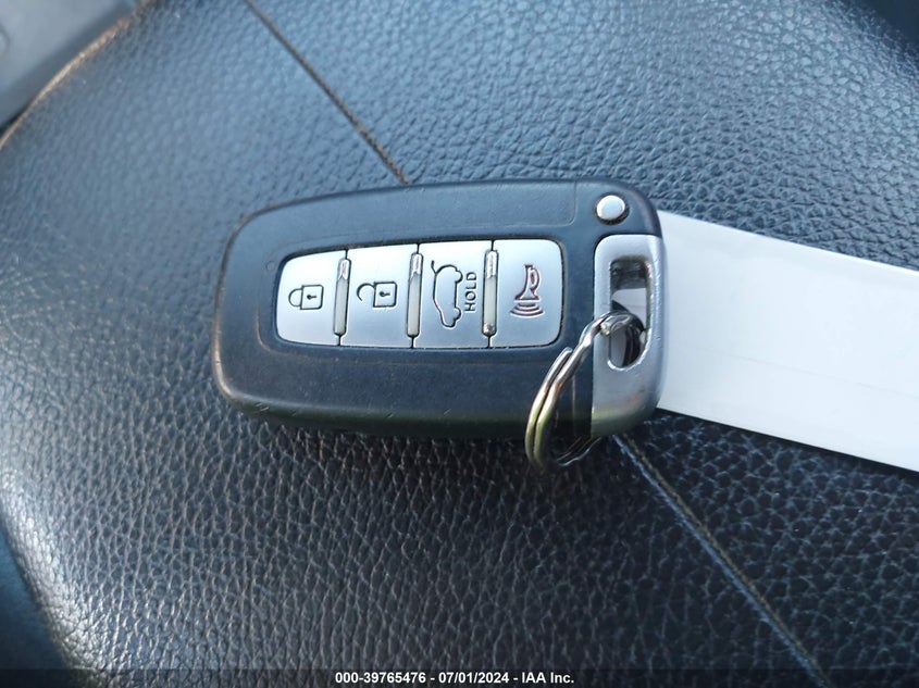 2011 Kia Sorento Ex V6 VIN: 5XYKUDA21BG156548 Lot: 39765476