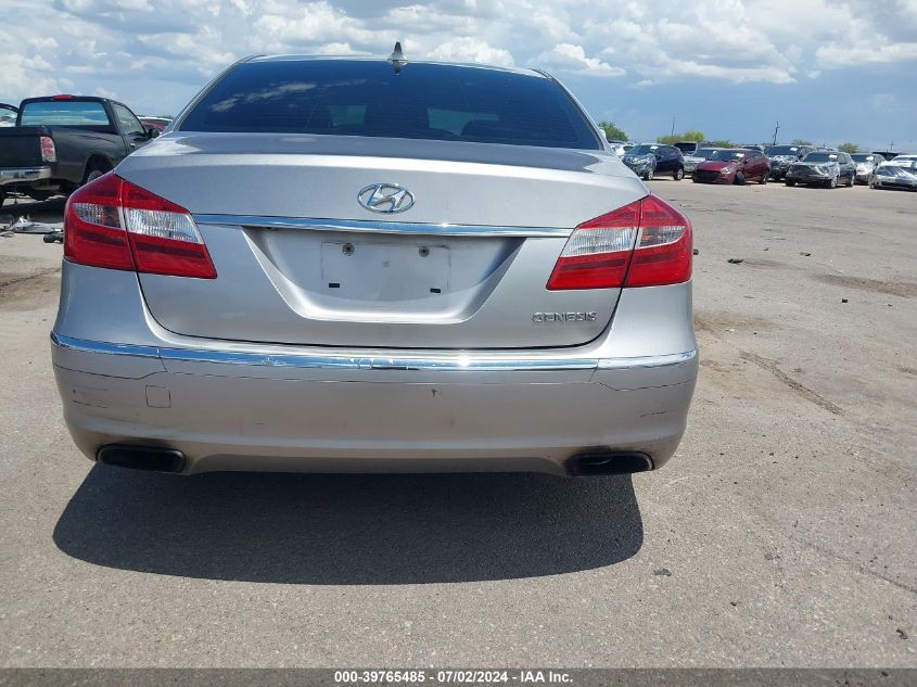 2013 Hyundai Genesis 3.8 VIN: KMHGC4DD4DU237949 Lot: 39765485