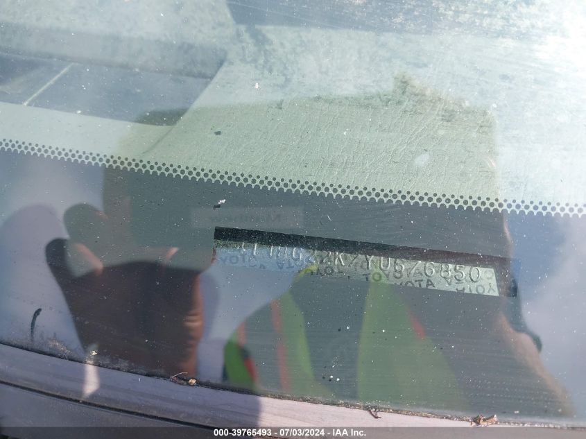 2000 Toyota Camry Le VIN: 4T1BG22K7YU676850 Lot: 39765493