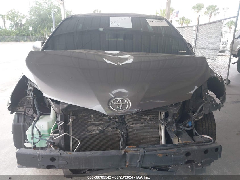 2015 Toyota Sienna Le 8 Passenger VIN: 5TDKK3DC6FS602674 Lot: 39765542